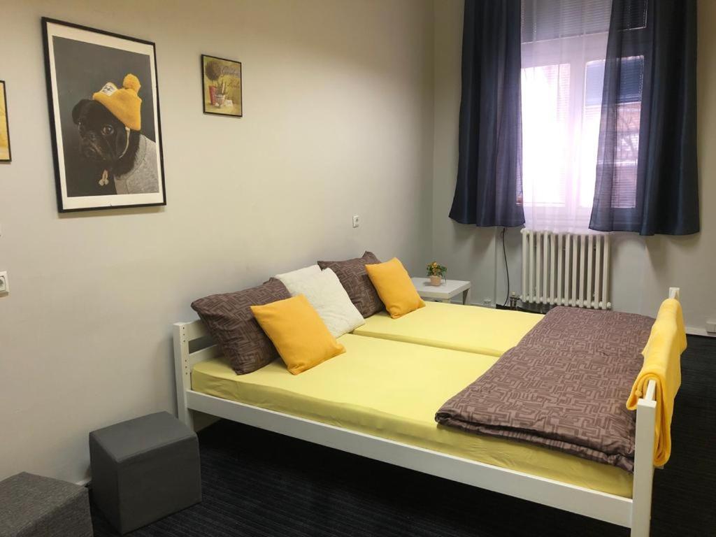 Spacious Tuzlaks Apartments Sarajevo Ferhadija 外观 照片